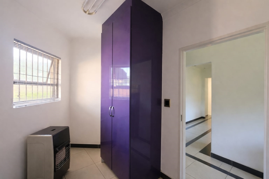 4 Bedroom Property for Sale in Ladybrand Free State